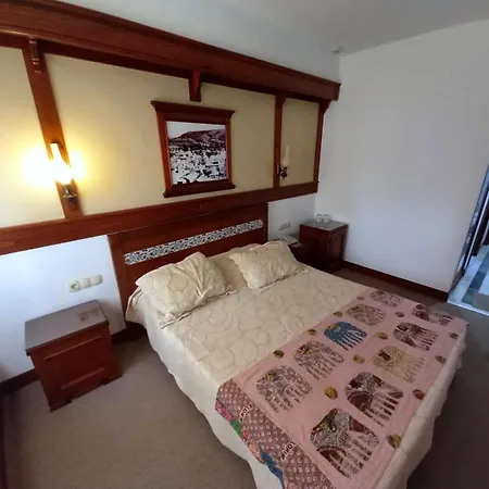 Goezen 酒店 博德鲁姆